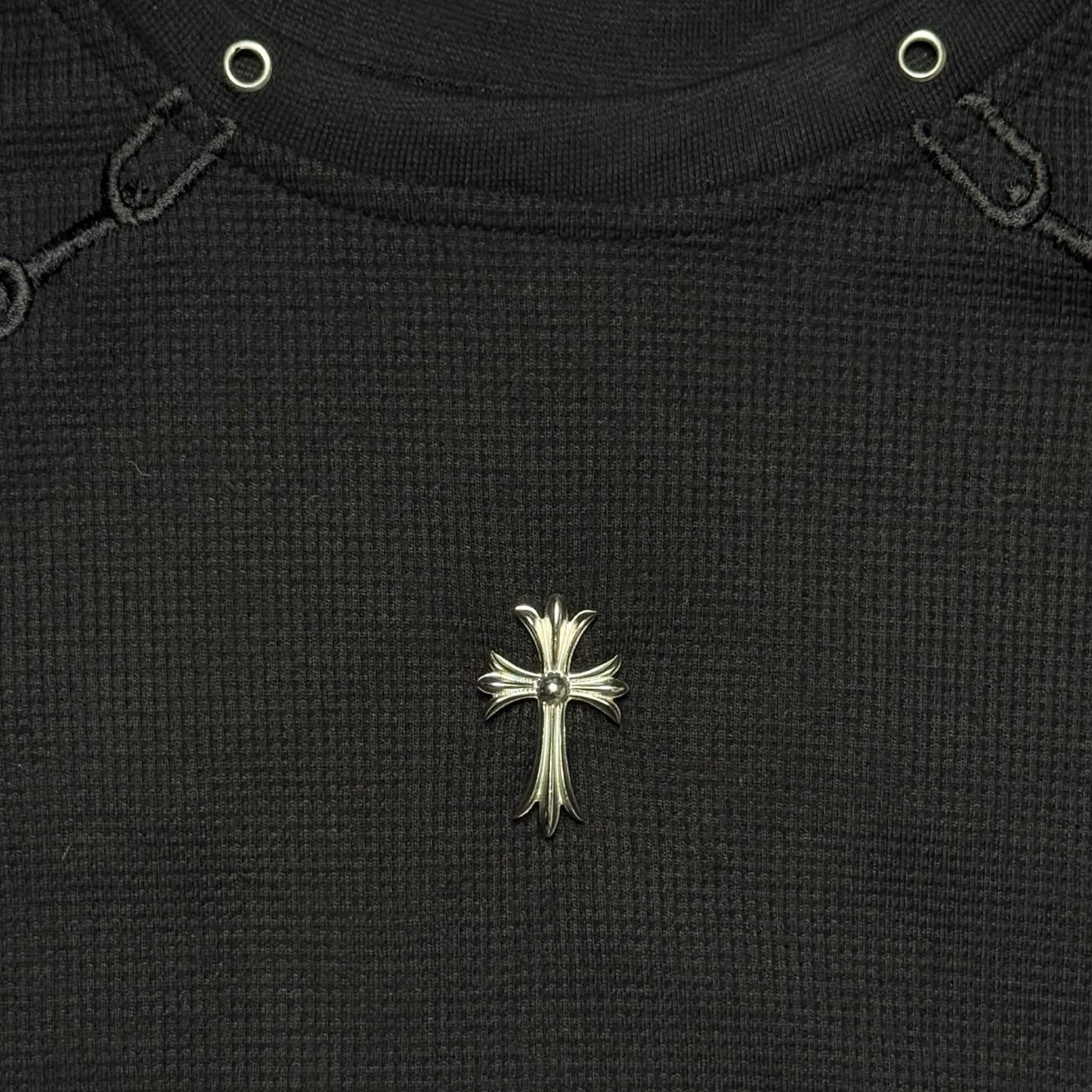 Ambassador in Chains - Embroidered thermal